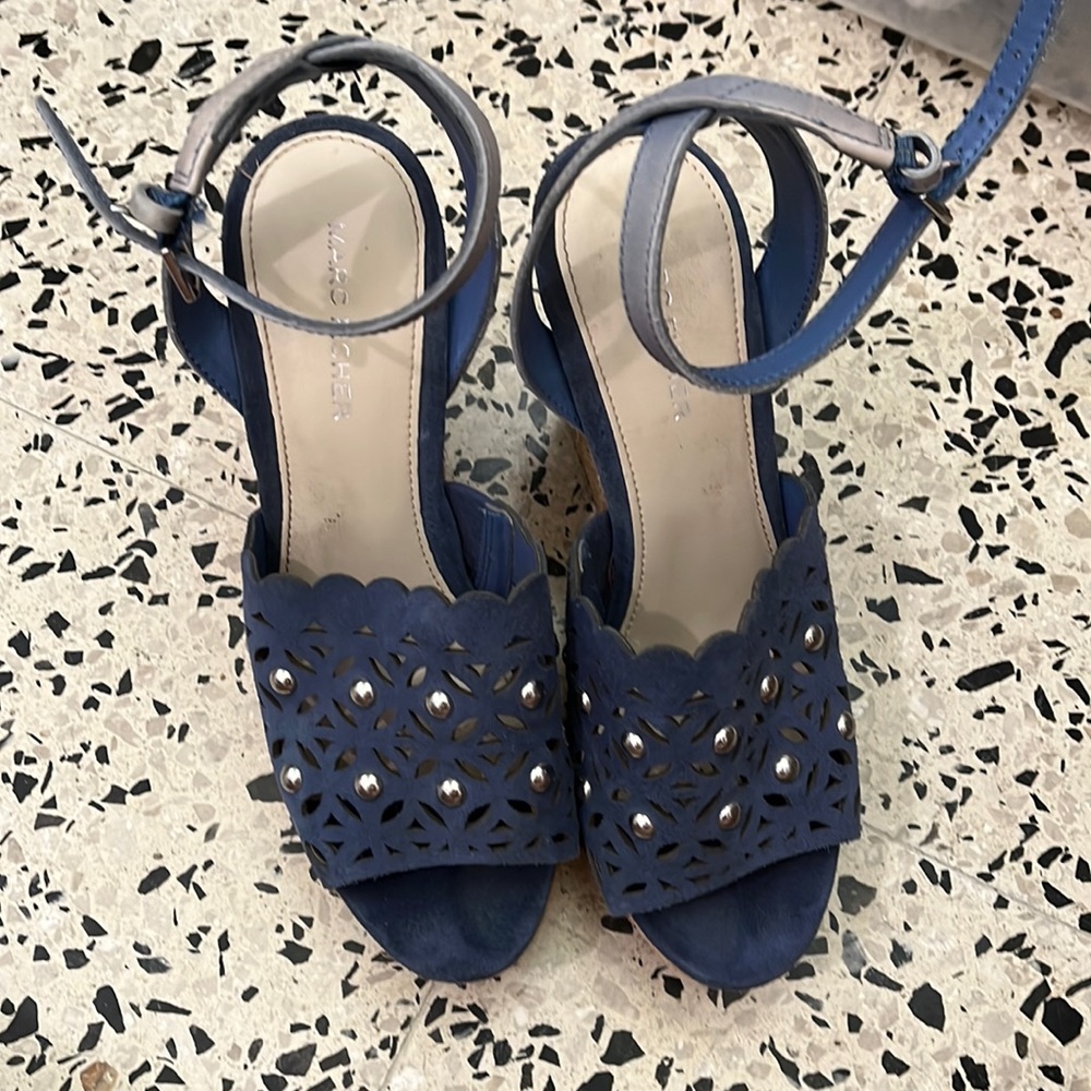 Marc Fisher wedges